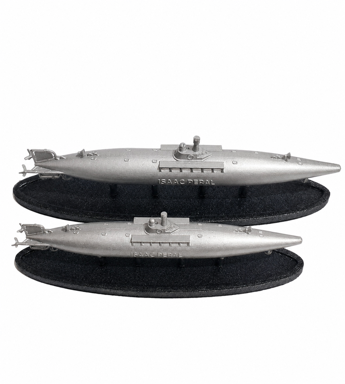 Miniatura del submarino Isaac Peral diseñada y fabricada por Penberic en Cartagena